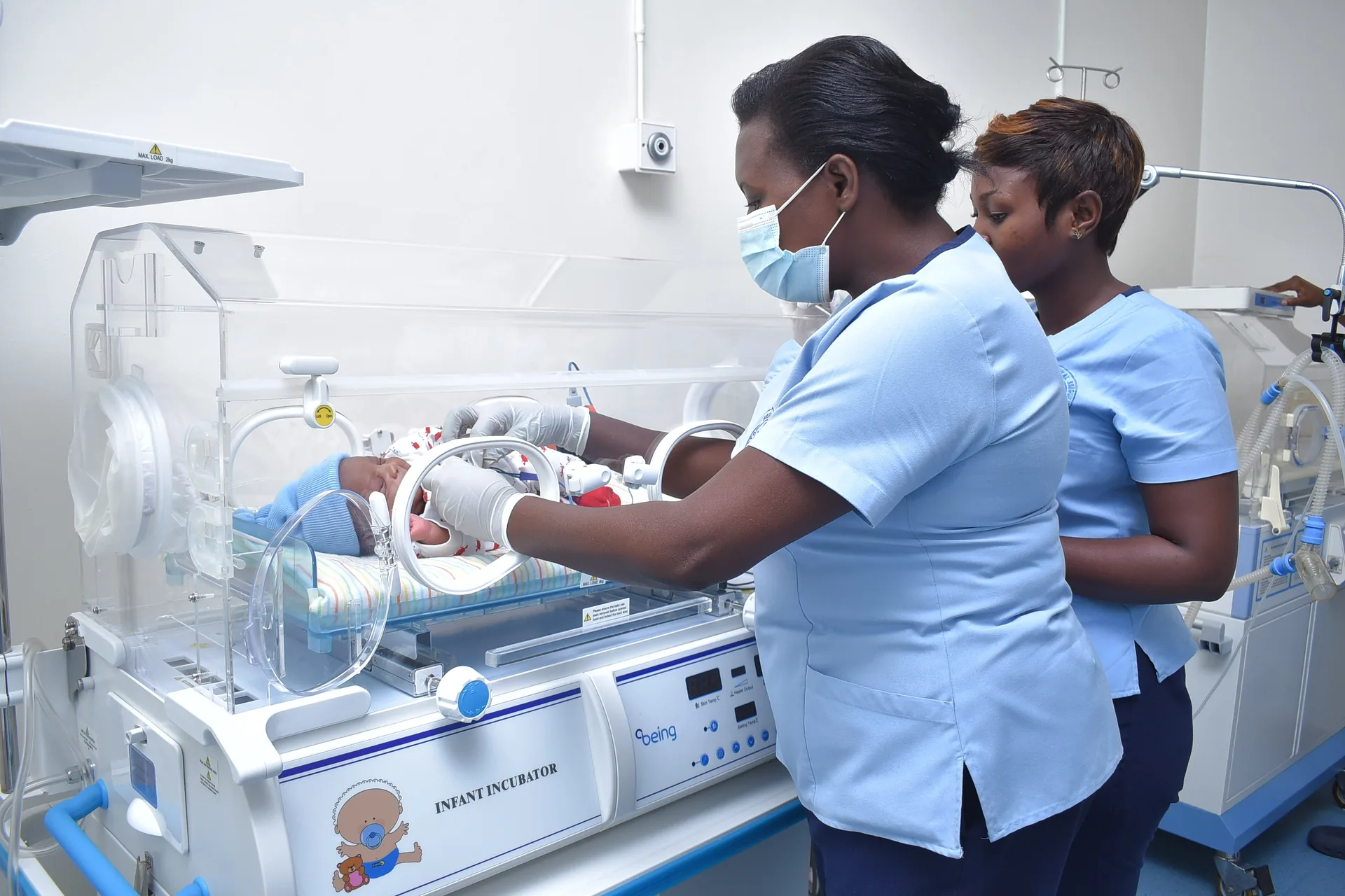 Newborn care in the neonatal unit